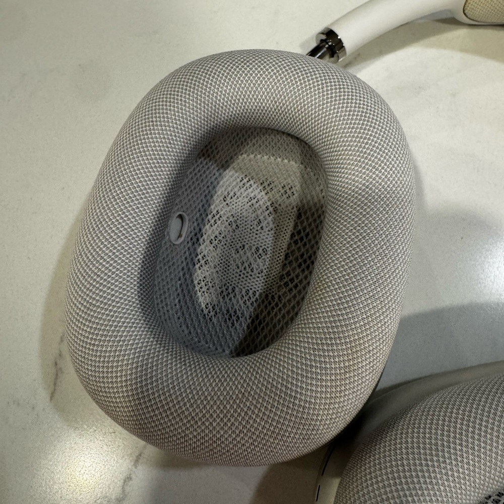 Apple AirPods Max - Picture 6 of 7